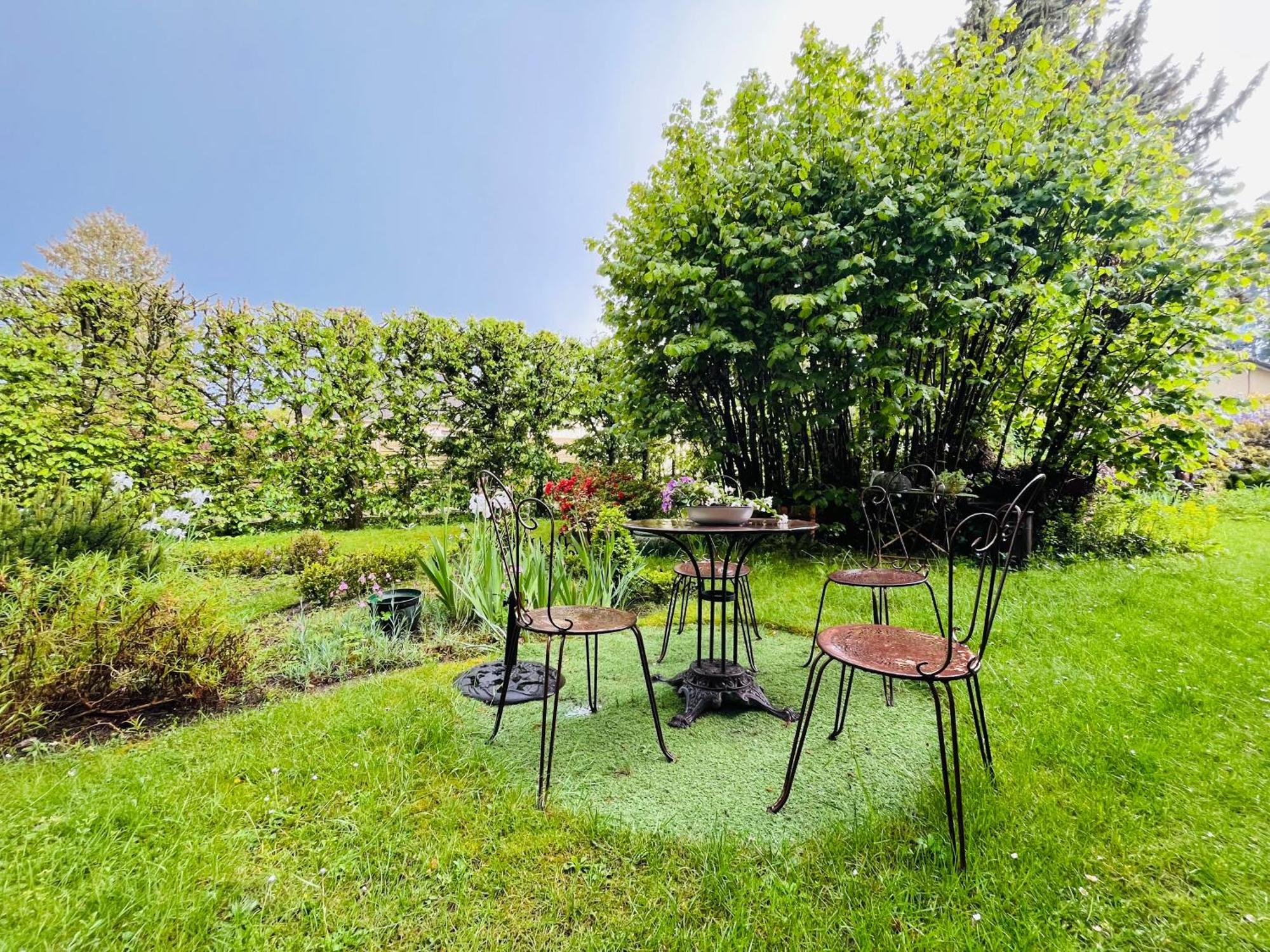 Le Buisson De La Gariole Bed & Breakfast Aubigny-sur-Nere Exterior photo